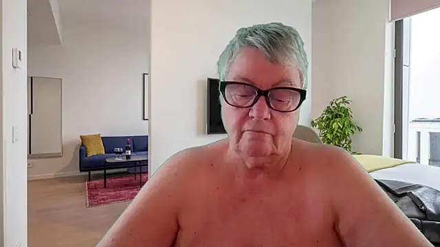 Snapshot of GrannyChrissy68 chatting on May 31, 2026, 12:56 pm GrannyChrissy68 online show from May 31, 2026, 12:56 pm