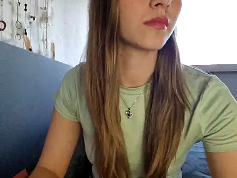 Snapshot of RubyRubin chatting on March 17, 2025, 5:16 pm RubyRubin online show from March 17, 2025, 5:16 pm