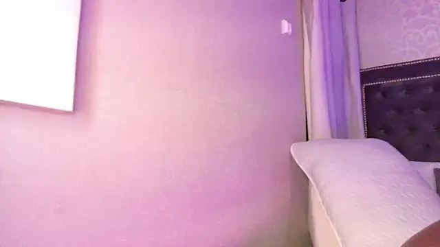 MariiePrice online show from October 4, 2025, 4:10 am