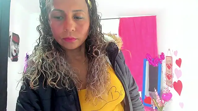 samantha  smile online show from February 16, 2025, 4:20 am