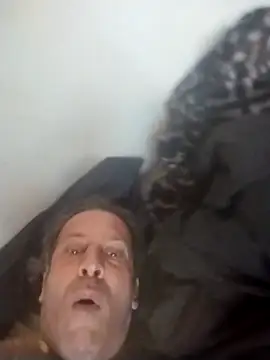 trucker1979 online show from October 28, 2025, 3:58 pm