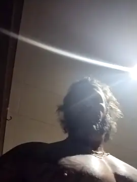 trucker1979 online show from March 2, 2026, 12:24 am