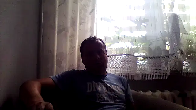 Snapshot of grzes19763 chatting on June 27, 2026, 12:10 pm grzes19763 online show from June 27, 2026, 12:10 pm