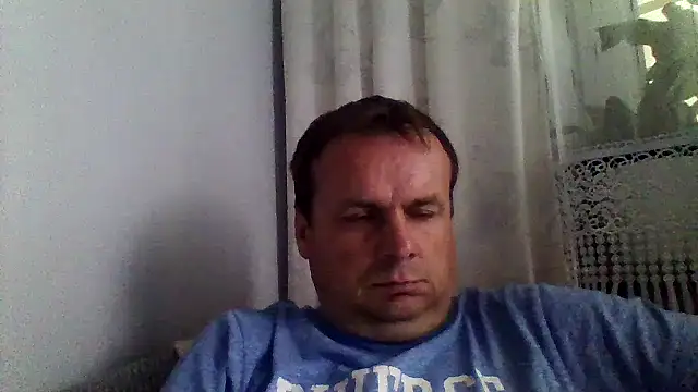 Snapshot of grzes19763 chatting on July 8, 2026, 8:08 am grzes19763 online show from July 8, 2026, 8:08 am