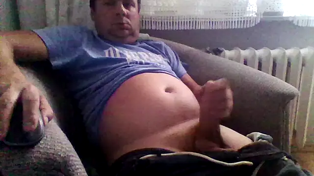 Snapshot of grzes19763 chatting on July 27, 2026, 2:46 pm grzes19763 online show from July 27, 2026, 2:46 pm
