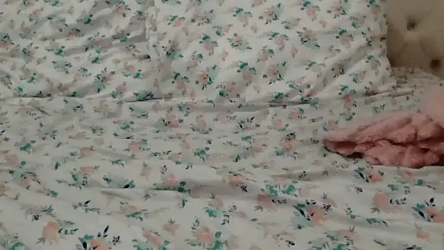 beautylovess online show from February 11, 2026, 10:37 pm