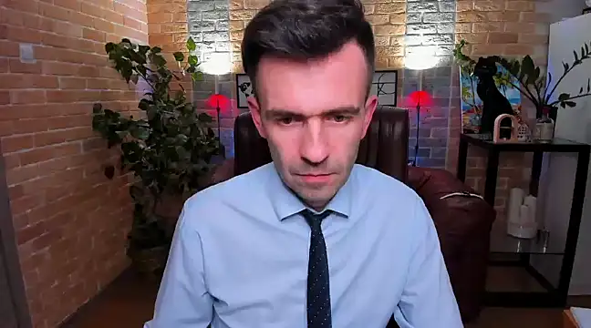 SteveTiger online show from March 19, 2025, 4:24 pm