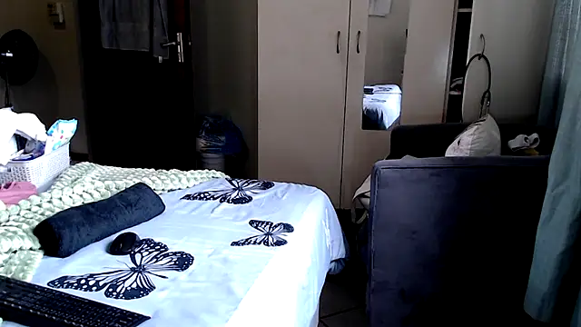 FitSelina66 online show from September 17, 2025, 11:12 am