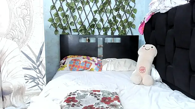 Chris Santana online show from April 18, 2026, 7:18 pm