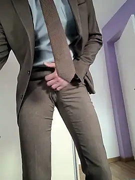 Snapshot of Justforoneday chatting on November 14, 2025, 12:15 pm Justforoneday online show from November 14, 2025, 12:15 pm