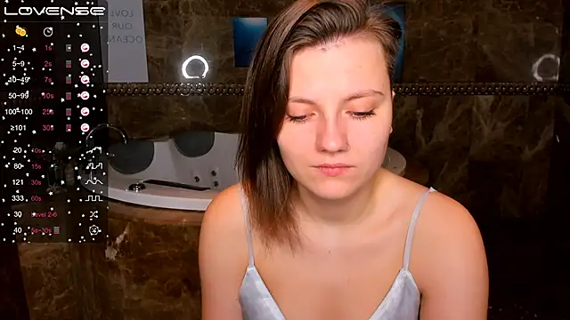 MelindaTin online show from December 8, 2024, 1:13 am