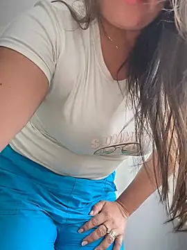 Snapshot of Ixchel_Anaid chatting on April 21, 2026, 6:12 pm Ixchel Anaid online show from April 21, 2026, 6:12 pm