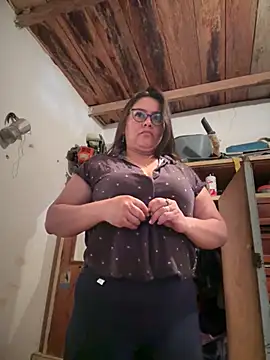 Ixchel Anaid online show from July 11, 2026, 12:08 pm