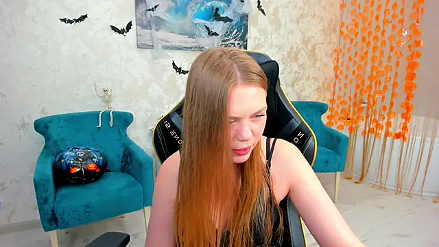 Snapshot of Strawberrye chatting on October 25, 2025, 11:40 am Strawberrye online show from October 25, 2025, 11:40 am