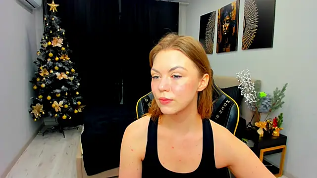 Snapshot of Strawberrye chatting on January 13, 2026, 3:23 am Strawberrye online show from January 13, 2026, 3:23 am