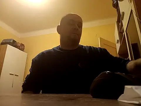 MrWhitePL online show from February 25, 2025, 5:47 pm