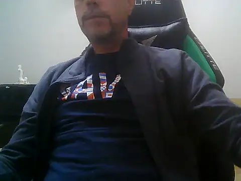 Snapshot of boran34 chatting on May 24, 2026, 10:04 pm boran34 online show from May 24, 2026, 10:04 pm
