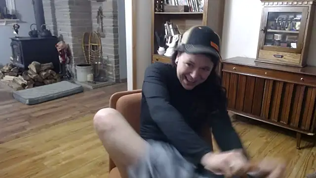 MarcyJones online show from February 9, 2025, 12:06 am