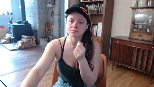 MarcyJones online show from February 25, 2025, 2:11 pm