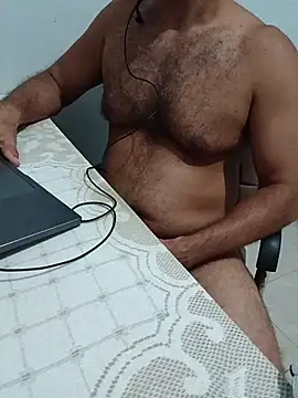 morenodiscret35 online show from July 20, 2026, 2:26 am