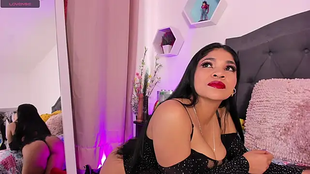 kendallhot7 online show from April 9, 2026, 8:47 pm