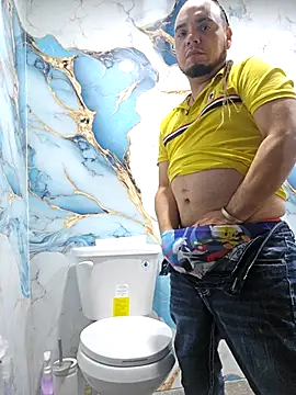 latinoflpr online show from March 26, 2026, 12:28 am