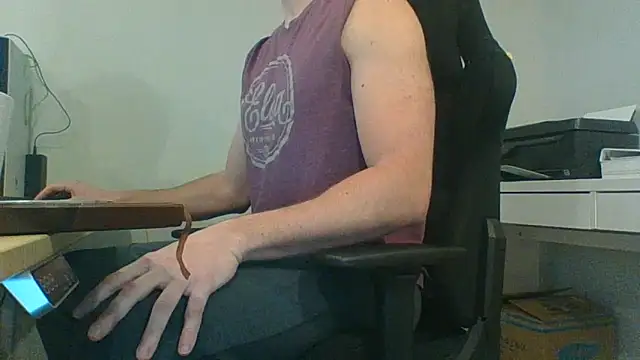 Snapshot of Bloopers66 chatting on May 5, 2026, 12:24 pm Bloopers66 online show from May 5, 2026, 12:24 pm