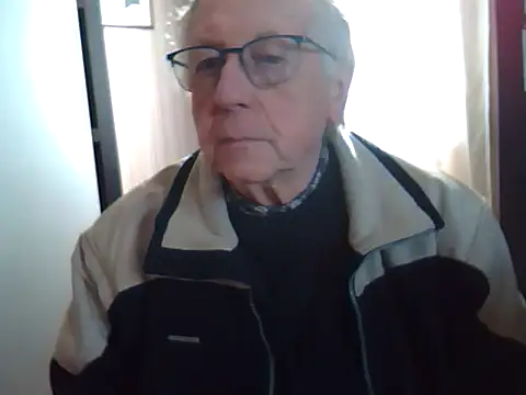 johnjohn622662 online show from March 1, 2025, 2:13 pm