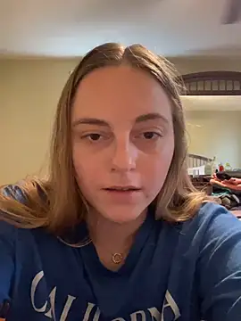 Snapshot of jaseyrae chatting on December 13, 2024, 7:10 pm jaseyrae online show from December 13, 2024, 7:10 pm