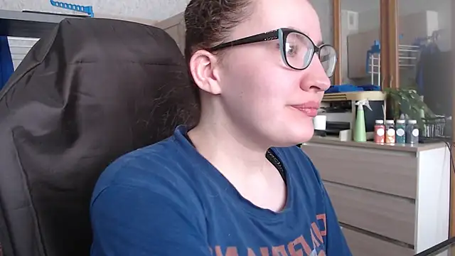 AnKey Rayah online show from February 14, 2025, 4:26 am