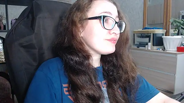 AnKey Rayah online show from March 9, 2025, 5:06 pm