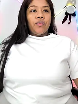 paola091 online show from December 18, 2025, 2:06 am