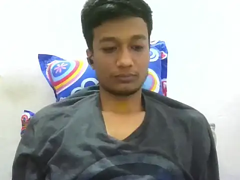 jimnail007 online show from April 15, 2026, 4:19 am