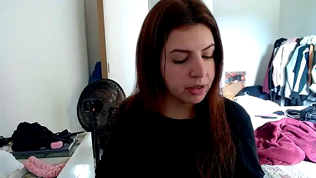 chelbyy online show from September 25, 2025, 1:26 pm