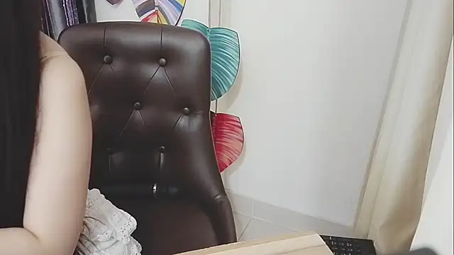 Aminababiew online show from March 26, 2026, 6:19 am