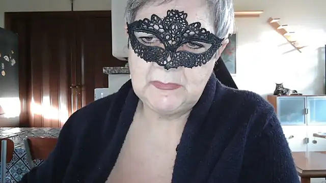 simona60 online show from January 13, 2025, 2:11 pm