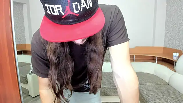 Marrymepls online show from September 24, 2025, 2:15 am