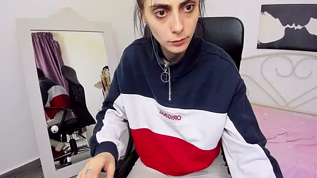 jessystarr online show from March 10, 2025, 2:26 pm