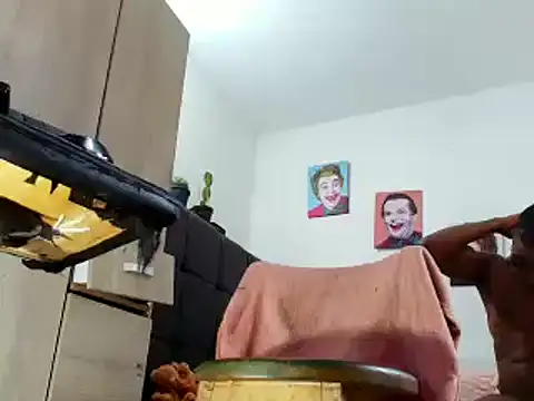 Snapshot of queenaliice chatting on March 22, 2025, 7:53 pm queenaliice online show from March 22, 2025, 7:53 pm