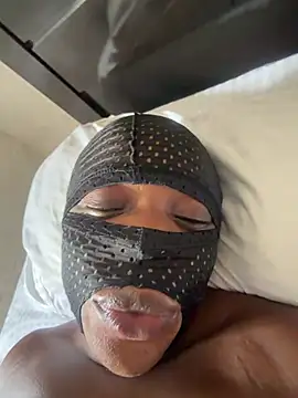 Ebony nasty girl online show from April 26, 2026, 10:13 am