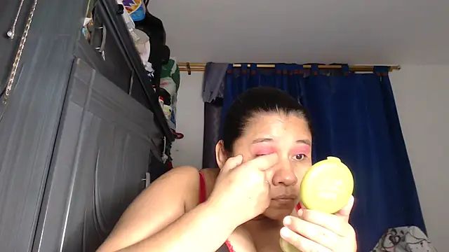 adrixxx38 online show from March 22, 2026, 11:41 pm