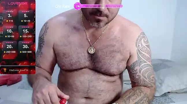 Snapshot of Osobrandon567 chatting on December 24, 2024, 4:08 pm Osobrandon567 online show from December 24, 2024, 4:08 pm