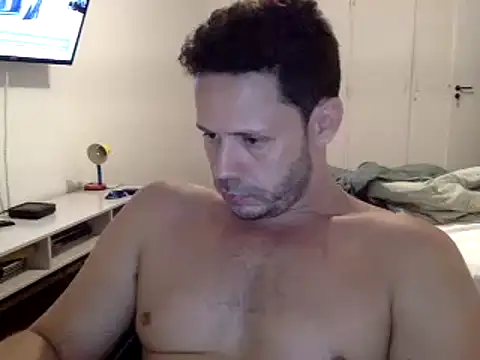 Snapshot of FelipeRiver chatting on January 11, 2025, 2:09 am FelipeRiver online show from January 11, 2025, 2:09 am