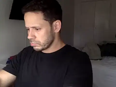 Snapshot of FelipeRiver chatting on February 13, 2025, 5:54 pm FelipeRiver online show from February 13, 2025, 5:54 pm