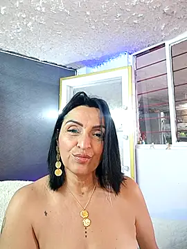 zullyxhot online show from September 13, 2025, 9:14 pm