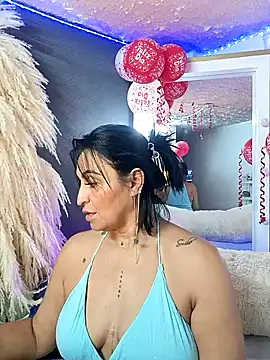 zullyxhot online show from September 20, 2025, 9:27 pm