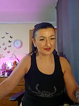 Snapshot of Hotangel75 chatting on February 9, 2026, 10:19 am Hotangel75 online show from February 9, 2026, 10:19 am