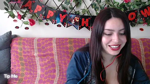 Jack Emily1 online show from October 28, 2025, 4:42 pm