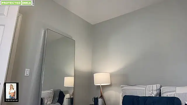 JordynGrange online show from February 24, 2025, 10:25 pm