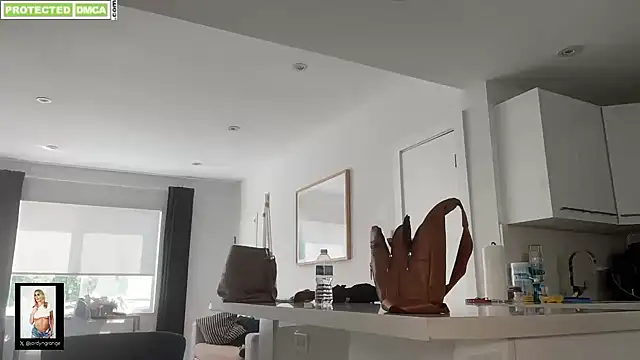 JordynGrange online show from September 21, 2025, 7:04 pm